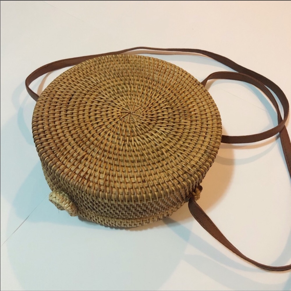 Handmade Rattan Crossbody Bag - Picture 5 of 6